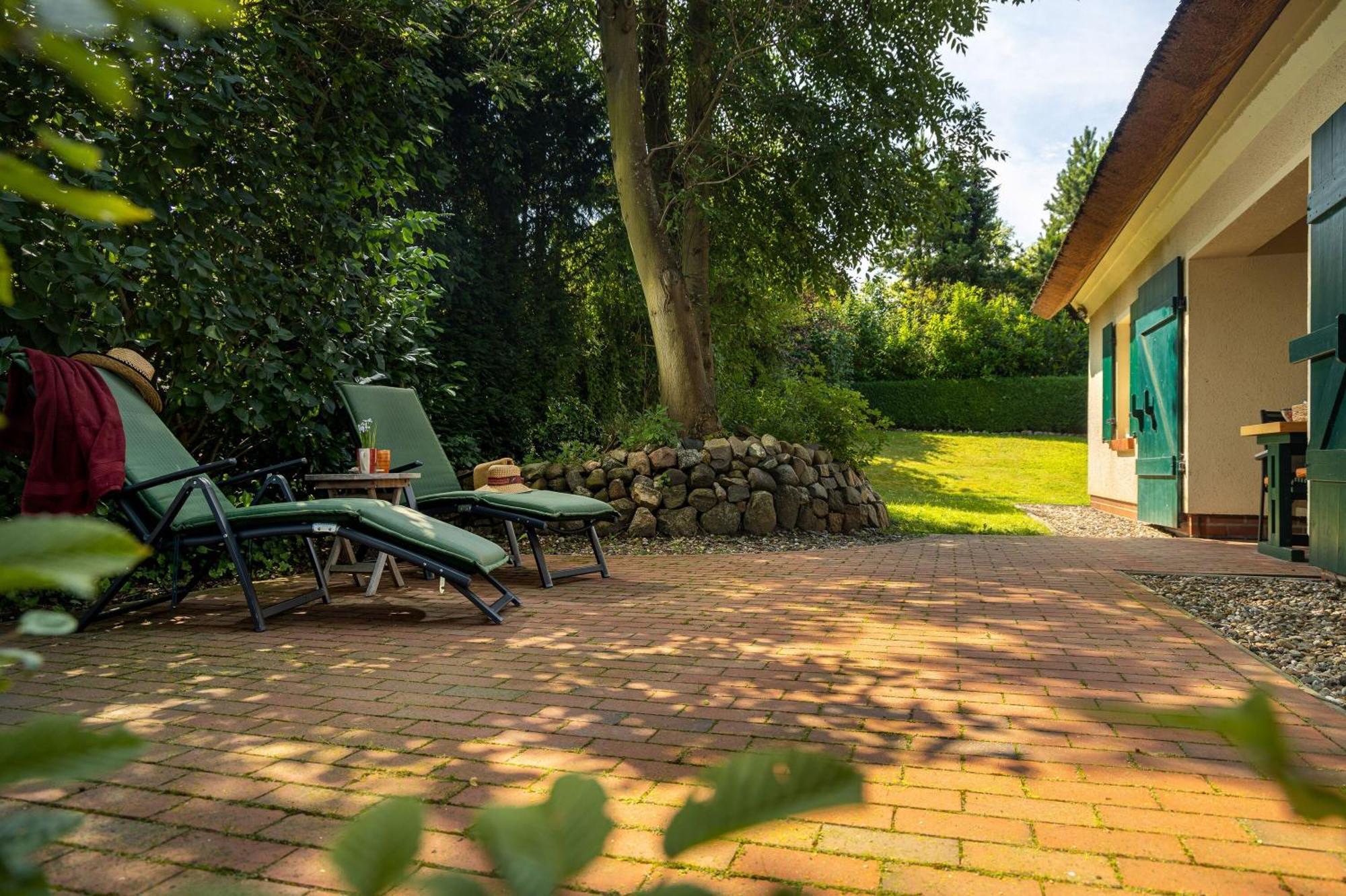 Burtevitz Ferienhaus Preetz 1A - Idylle Unter Reet المظهر الخارجي الصورة