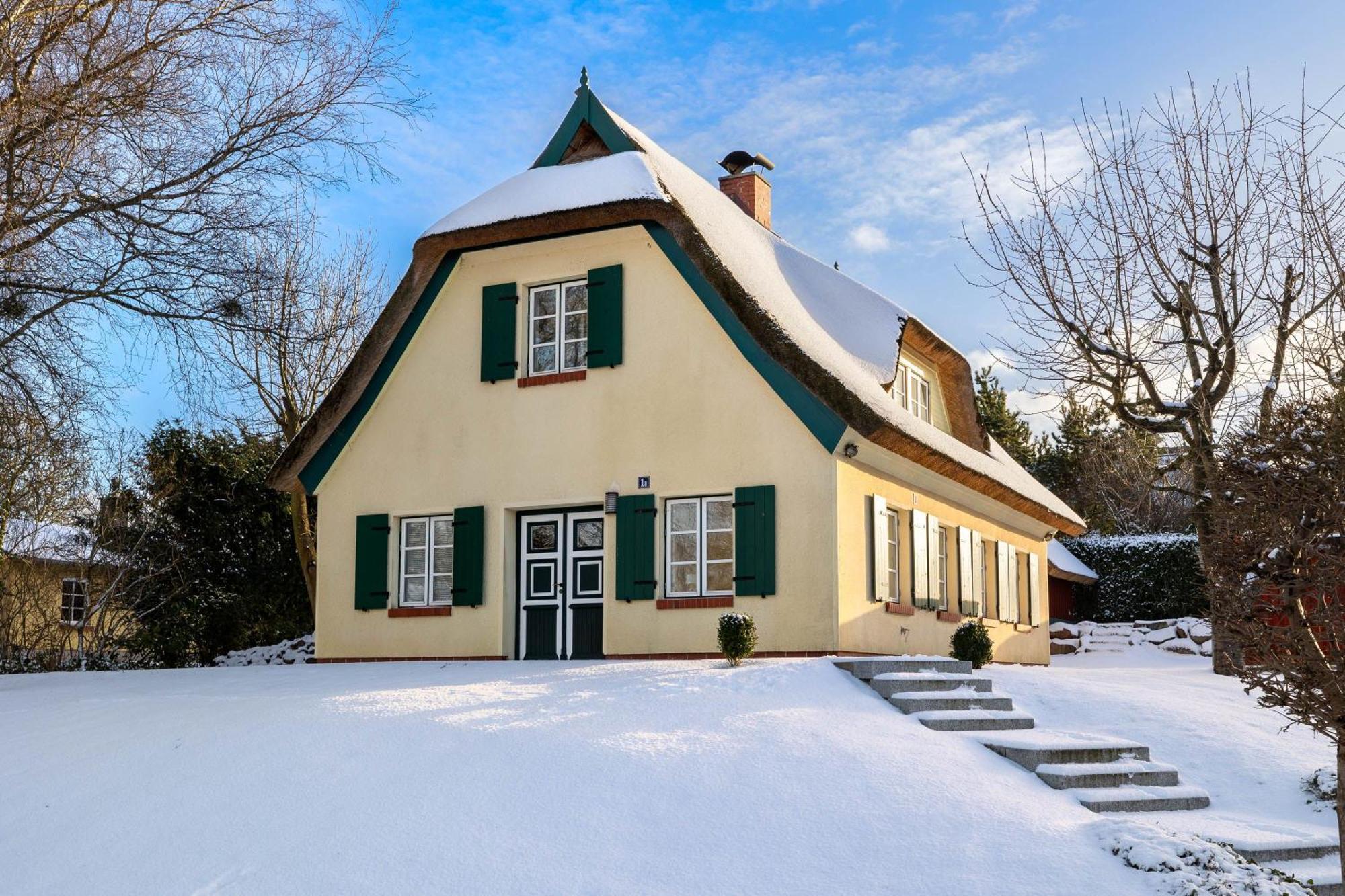 Burtevitz Ferienhaus Preetz 1A - Idylle Unter Reet المظهر الخارجي الصورة