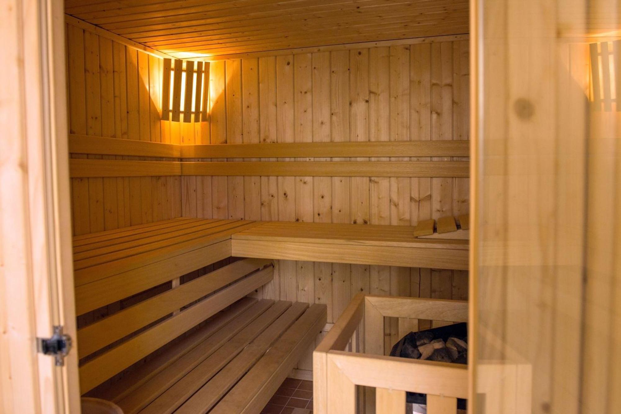 Burtevitz Ferienhaus Preetz 1A - Idylle Unter Reet المظهر الخارجي الصورة