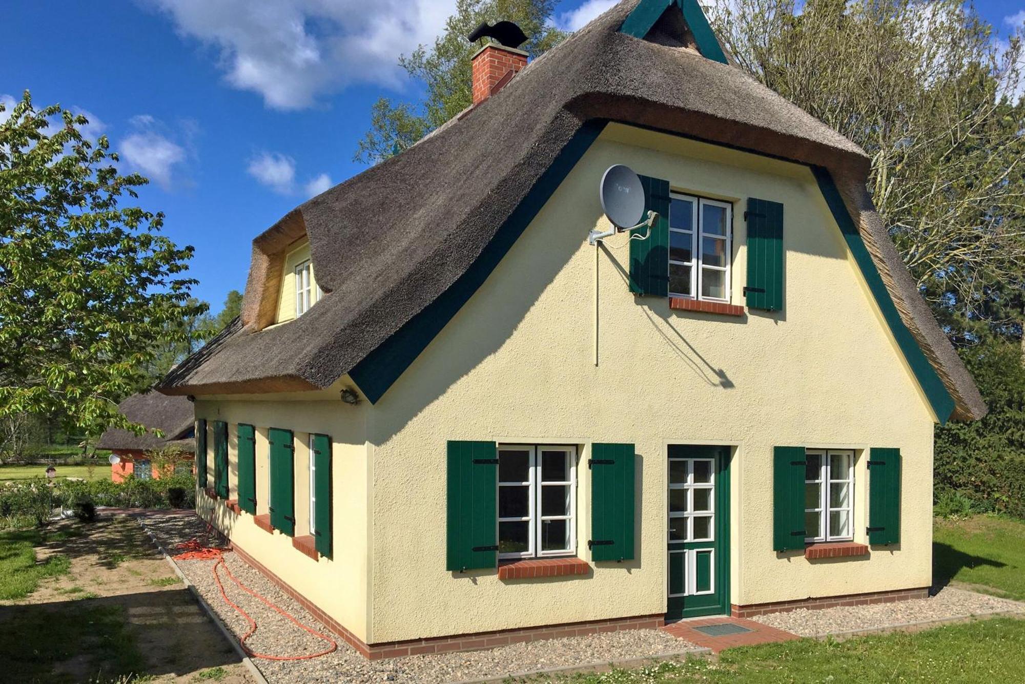 Burtevitz Ferienhaus Preetz 1A - Idylle Unter Reet المظهر الخارجي الصورة