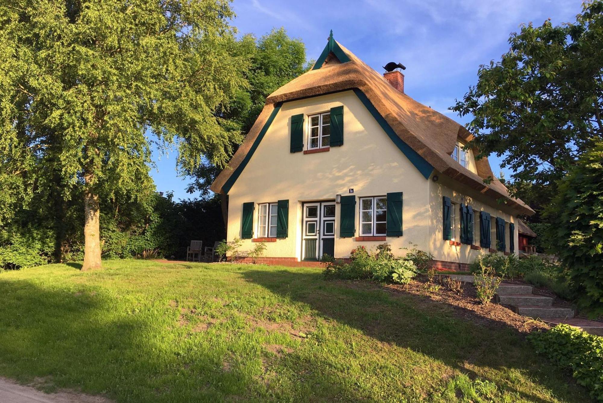 Burtevitz Ferienhaus Preetz 1A - Idylle Unter Reet المظهر الخارجي الصورة